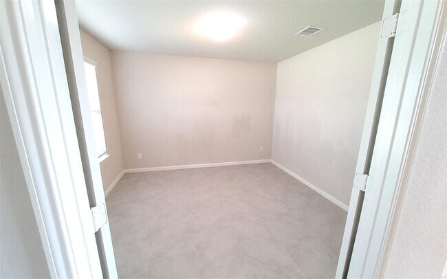Building Photo - 3303 Zephyr Park Ln