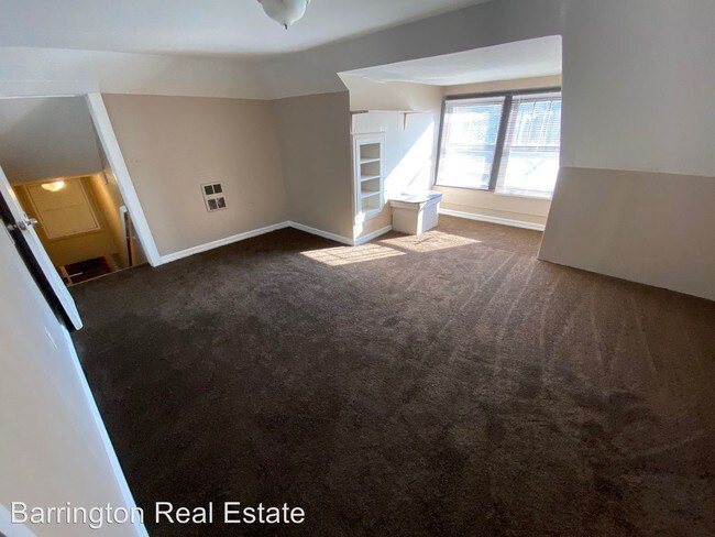 Building Photo - 4 br, 2 bath House - 104 Henley Street