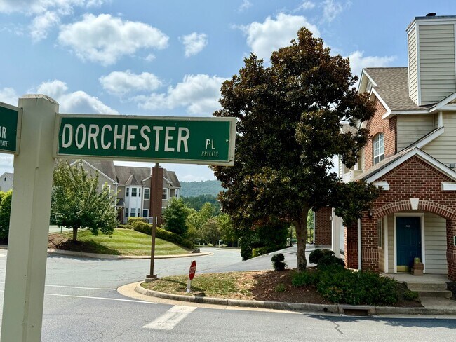 Building Photo - 925 Dorchester Pl