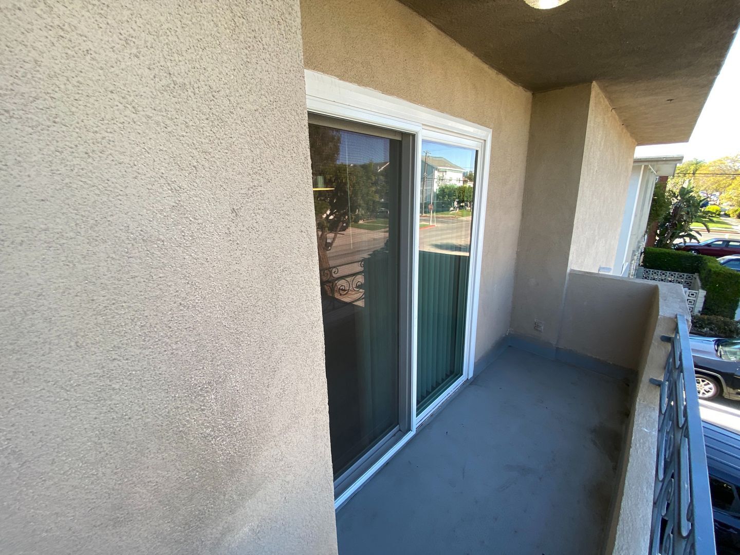 Building Photo - 3611 Mentone Ave