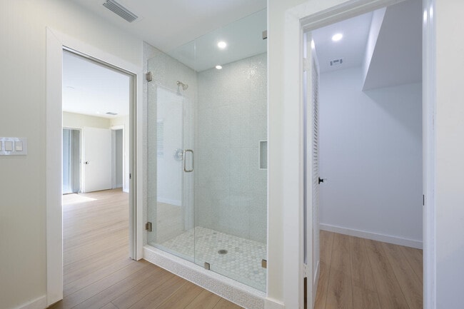 Building Photo - 912 Marlin Cir