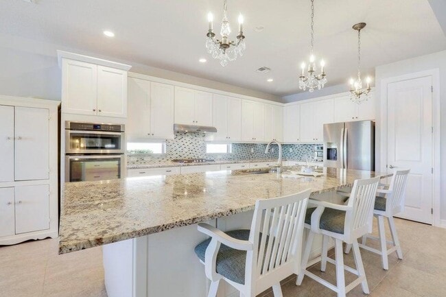 Building Photo - 510 Carrara Ct