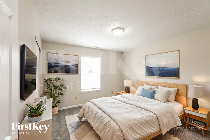 Building Photo - 5815 Victory Ave