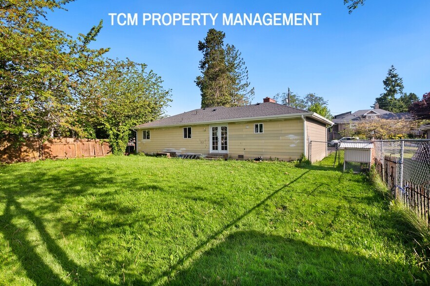 Building Photo - 4517 S Holden St