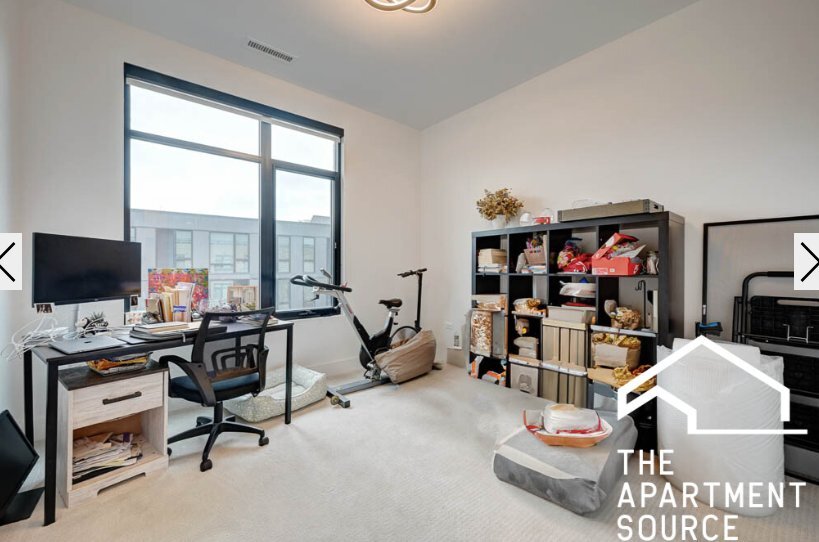 Building Photo - 1701 W Webster Ave