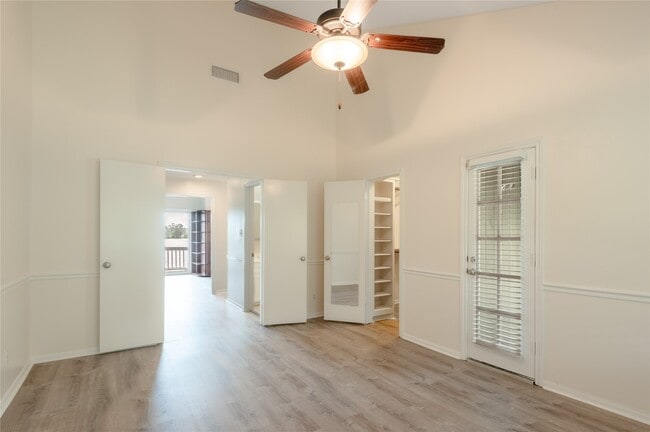 Building Photo - 208 Waters Edge