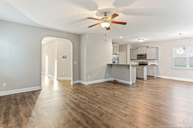 Building Photo - 2240 Mannington Dr