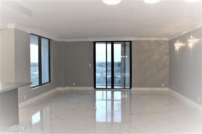 Building Photo - 1000 S Ocean Blvd