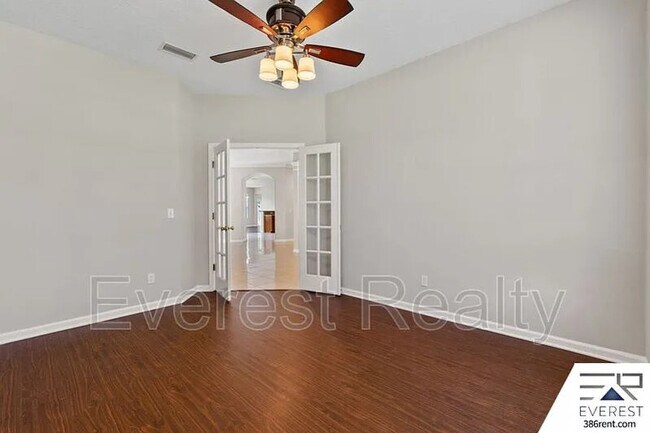 Building Photo - 47 Bassett Ln