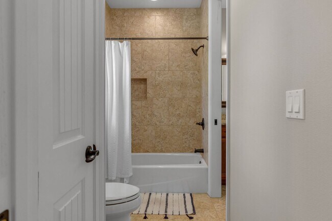 Building Photo - 9007 Rushing River Way