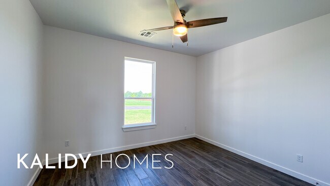 Building Photo - 20456 Antler Farms Dr