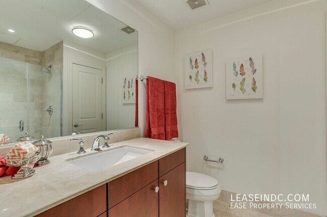 Building Photo - 2425 L St NW