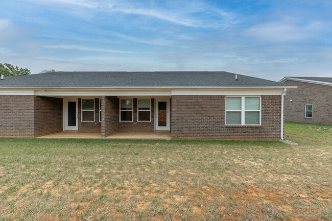 Building Photo - 305 Breckinridge Cir