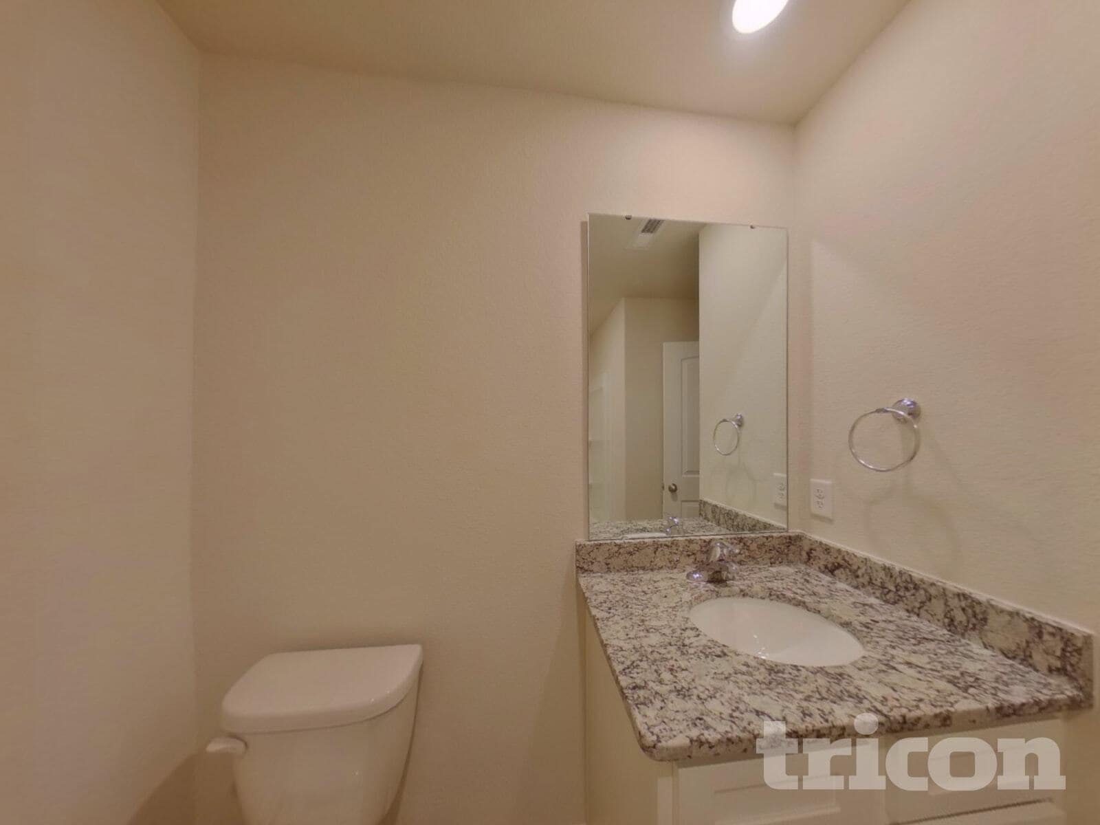 Building Photo - 2010 Southlea Dr