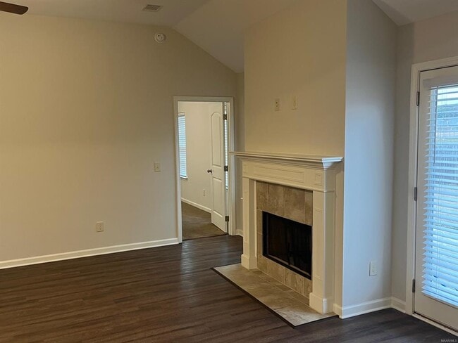 Building Photo - 1014 Dawson's Ml Blvd