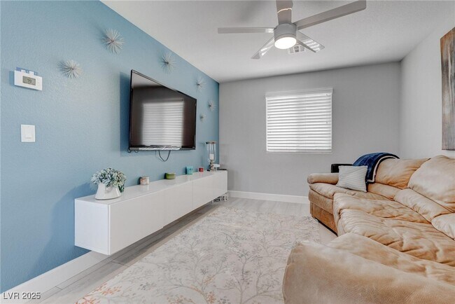 Building Photo - 10597 Cloud Whisper Dr