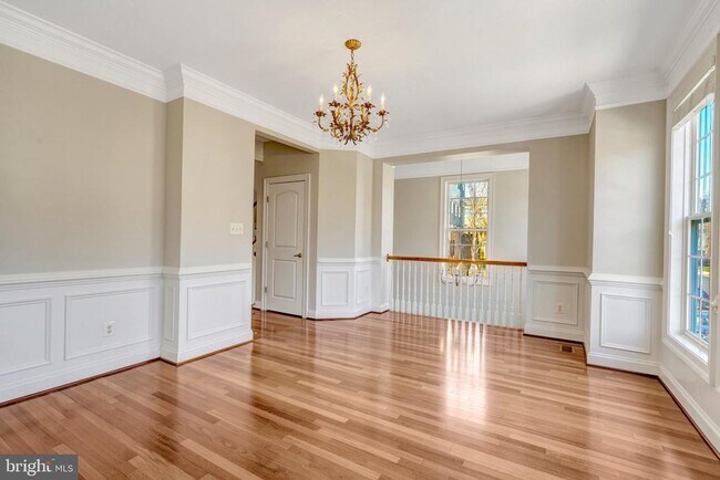 Building Photo - 6830 Hartzell Hill Ln