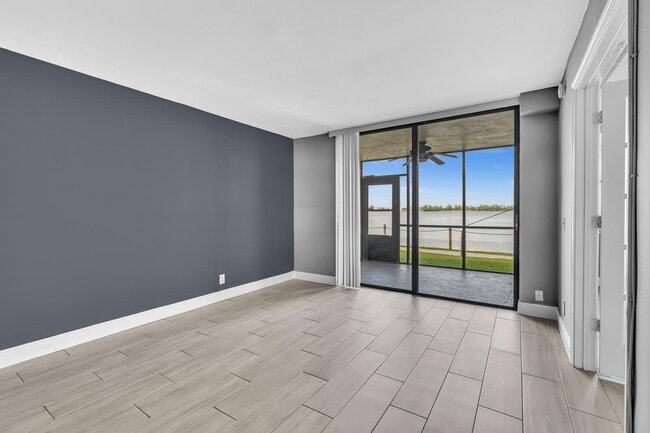 Building Photo - 109 Lake Emerald Dr