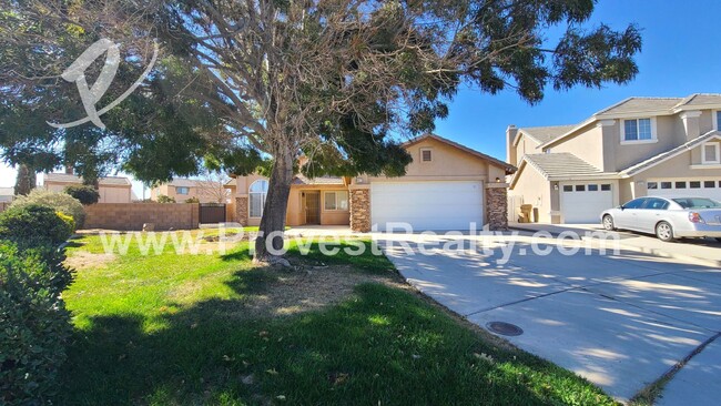 Primary Photo - 3 Bedroom 2 Bath Hesperia Home with a bonu...