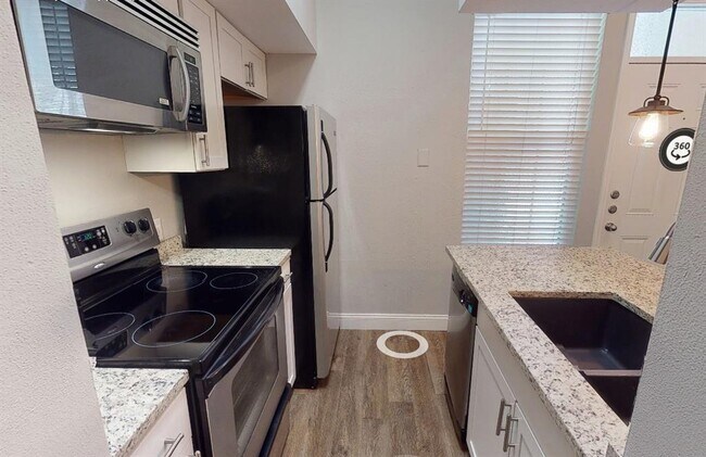 Primary Photo - 2814 Nueces St
