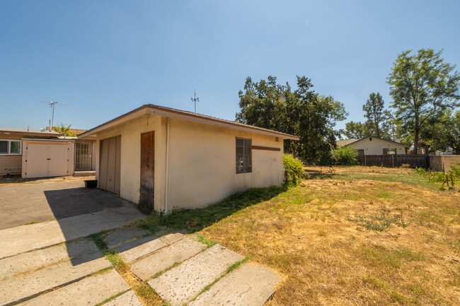 Building Photo - 3BR/2BA - Single Family Home in El Cajon!