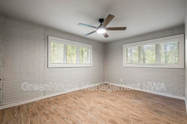 Building Photo - 6 Erith Ln