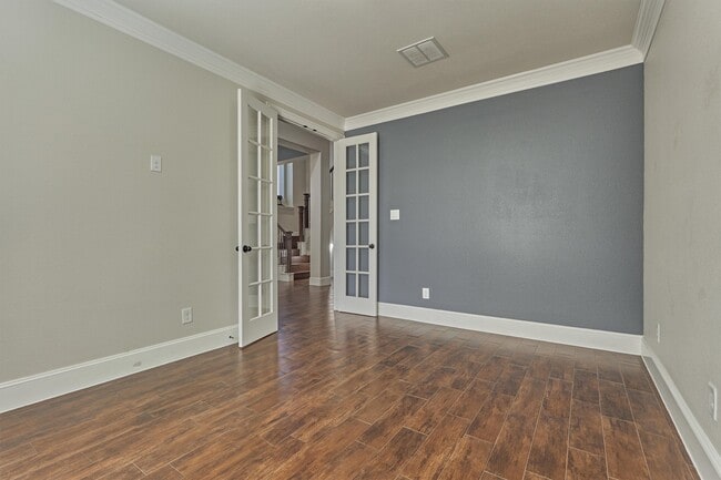 Building Photo - 118 Madeline Ln