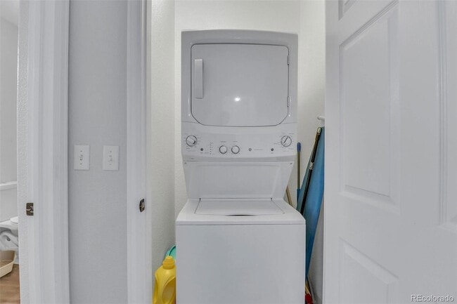 Building Photo - 19303 E College Dr