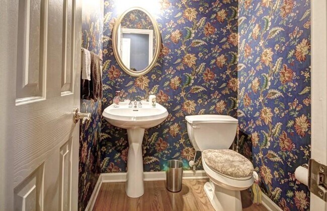 Building Photo - 4324 Canaan Way NE