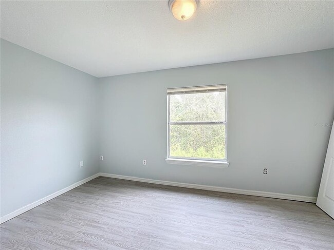 Building Photo - 249 Royal Palm Dr
