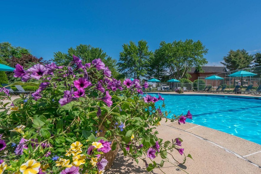 Woodcliff Estates 181 Nutmeg Ln East Hartford CT 06118 Apartment Finder