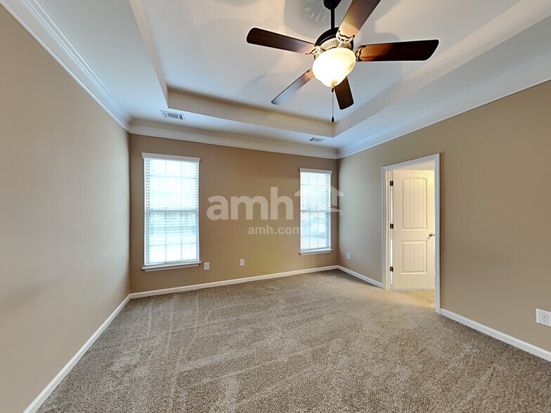 Building Photo - 115 Otter Glen Dr