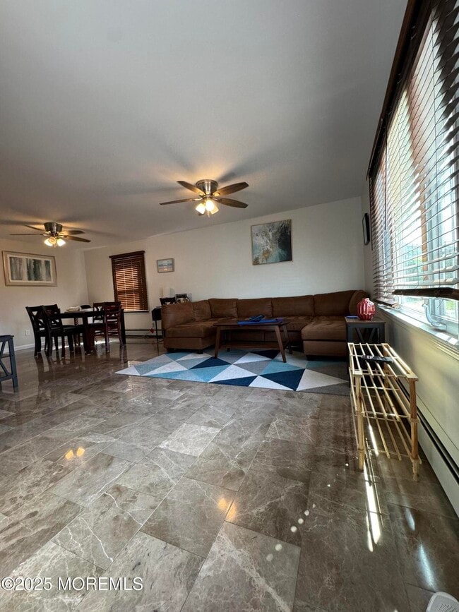 Building Photo - 738 18th Ave