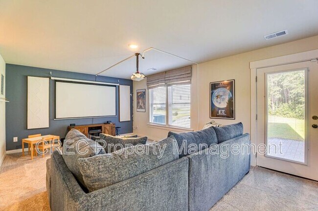 Building Photo - 1010 Pettiford Pl