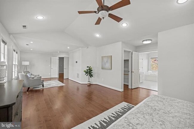 Building Photo - 18953 Longhouse Pl