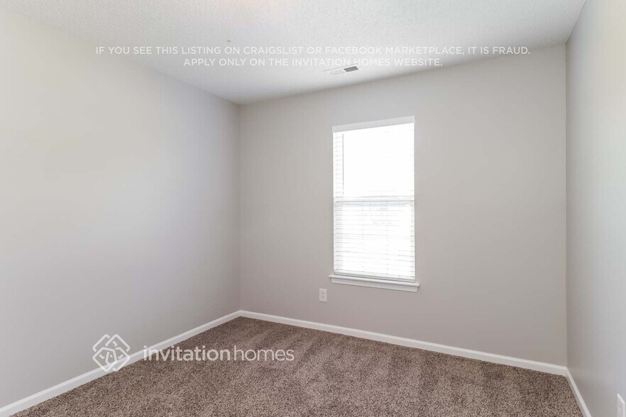 Building Photo - 3142 Blueberry Dr