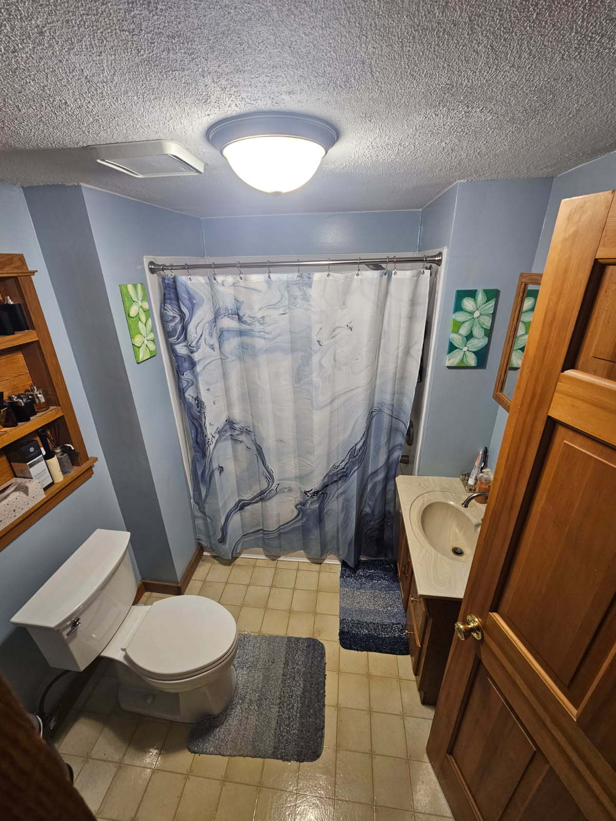 Bathroom - 401 Lewis St