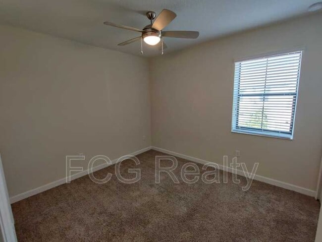 Building Photo - 1242 Sandwedge St