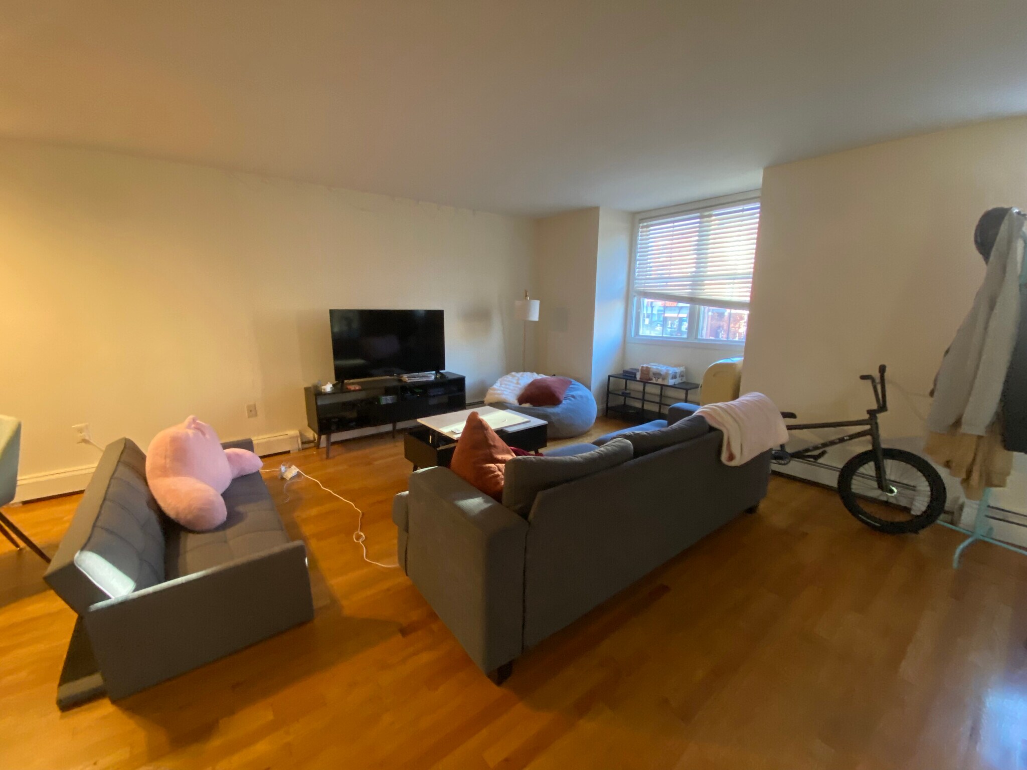 Building Photo - 1430 Tremont St