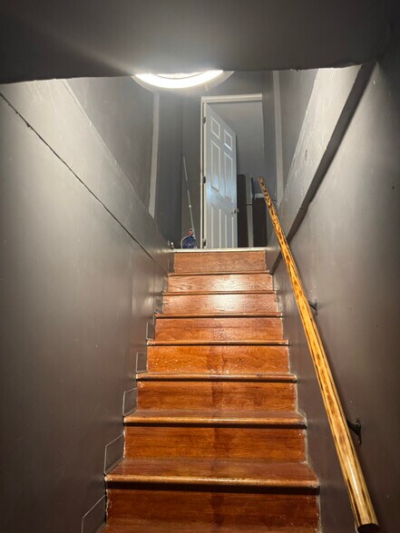 Building Photo - 1 Pequot St