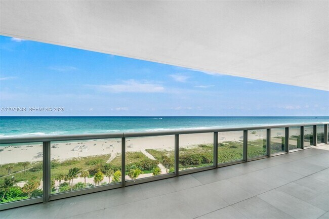 Building Photo - 5875 Collins Ave
