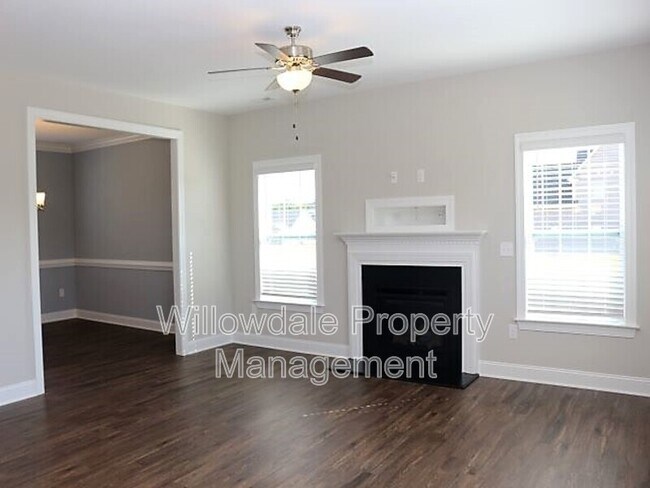 Building Photo - 1121 Matisse Dr