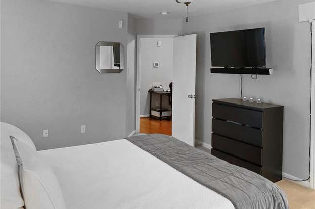 Building Photo - 21235 Bending Green Way