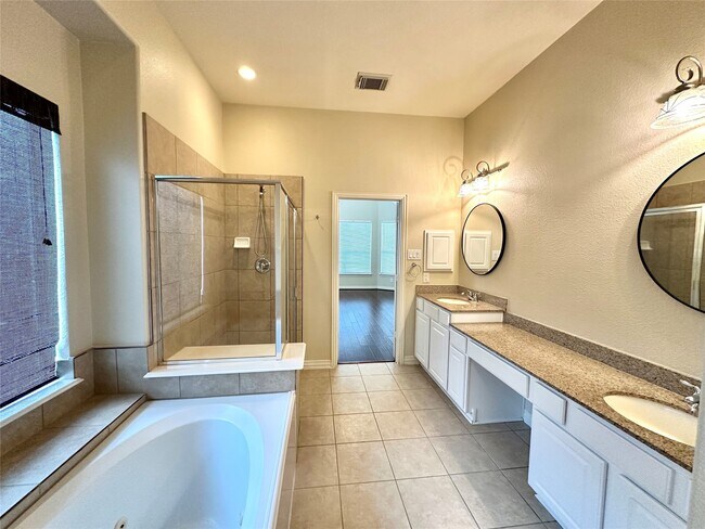 Building Photo - 26223 Longmont Park Ln
