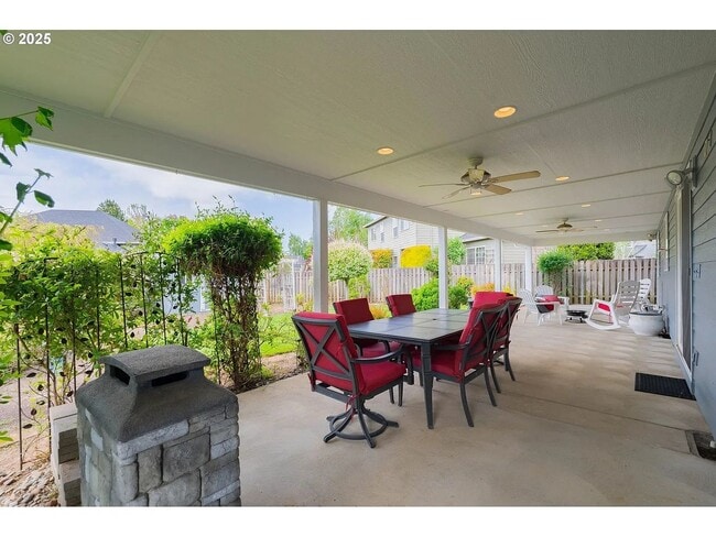 Building Photo - Spacious 4BR, 3 Bath House in Felida