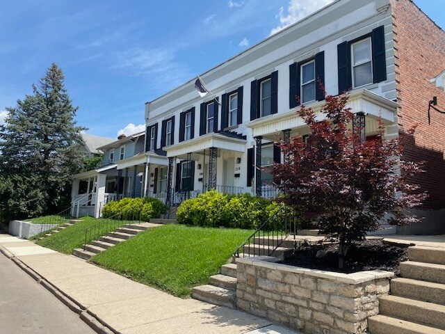 Building Photo - 208 Dakota Ave