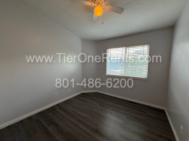 Building Photo - Move-in special: $500 off First months rent