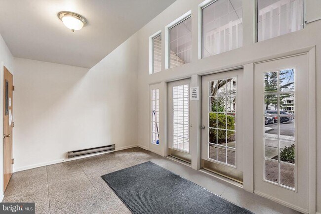 Building Photo - 119 Acadia Ct