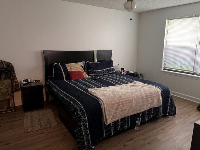 Building Photo - 10800 Old Saint Augustine Rd