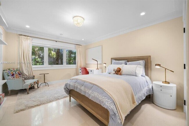 Building Photo - 6831 Sunrise Ct